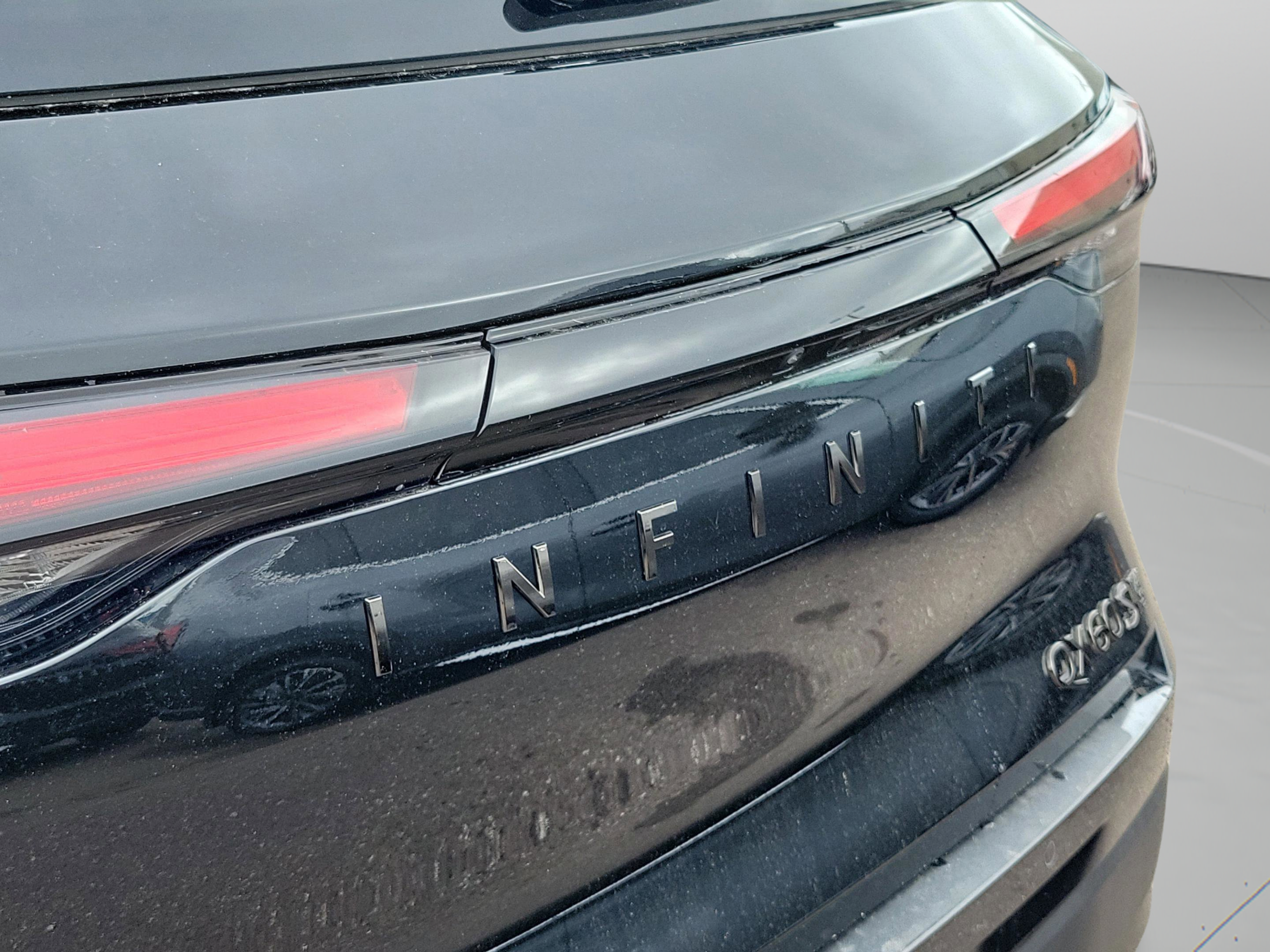 Certified 2026 INFINITI QX60 Sport w/ Dark Cargo Package AWD/4WD image 38