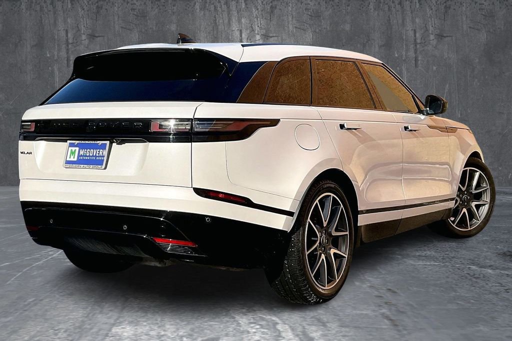 Certified 2025 Land Rover Range Rover Velar Dynamic SE image 6