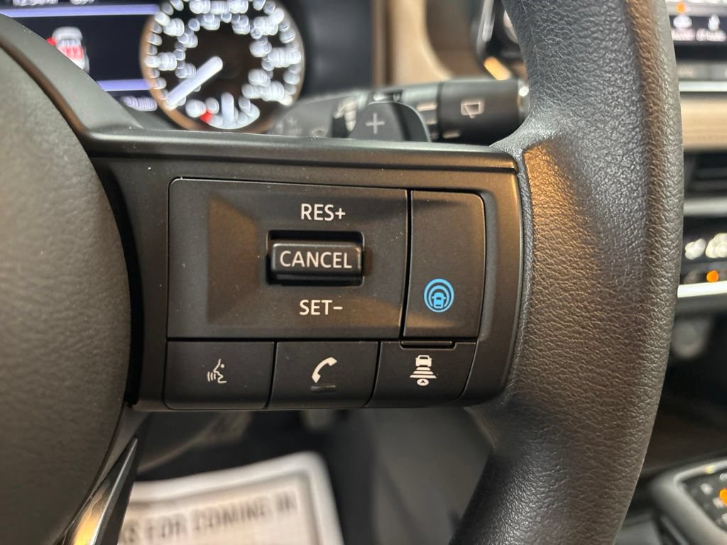 Used 2024 Nissan Rogue SV AWD/4WD image 24