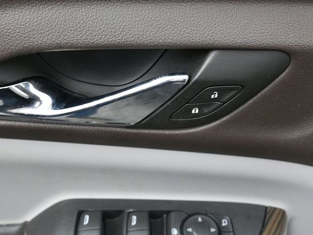 Used 2022 GMC Acadia SLE w/ LPO, Floor Liner Package AWD/4WD image 31