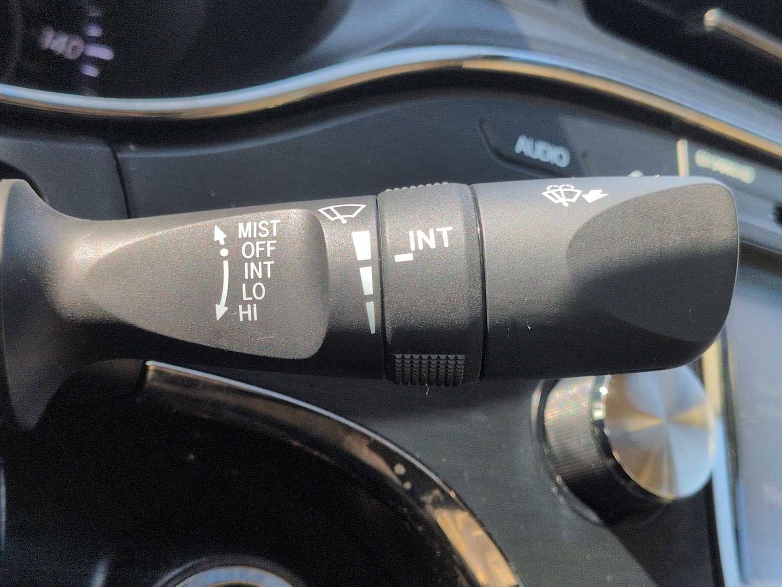 Used 2016 Toyota Avalon Touring image 28