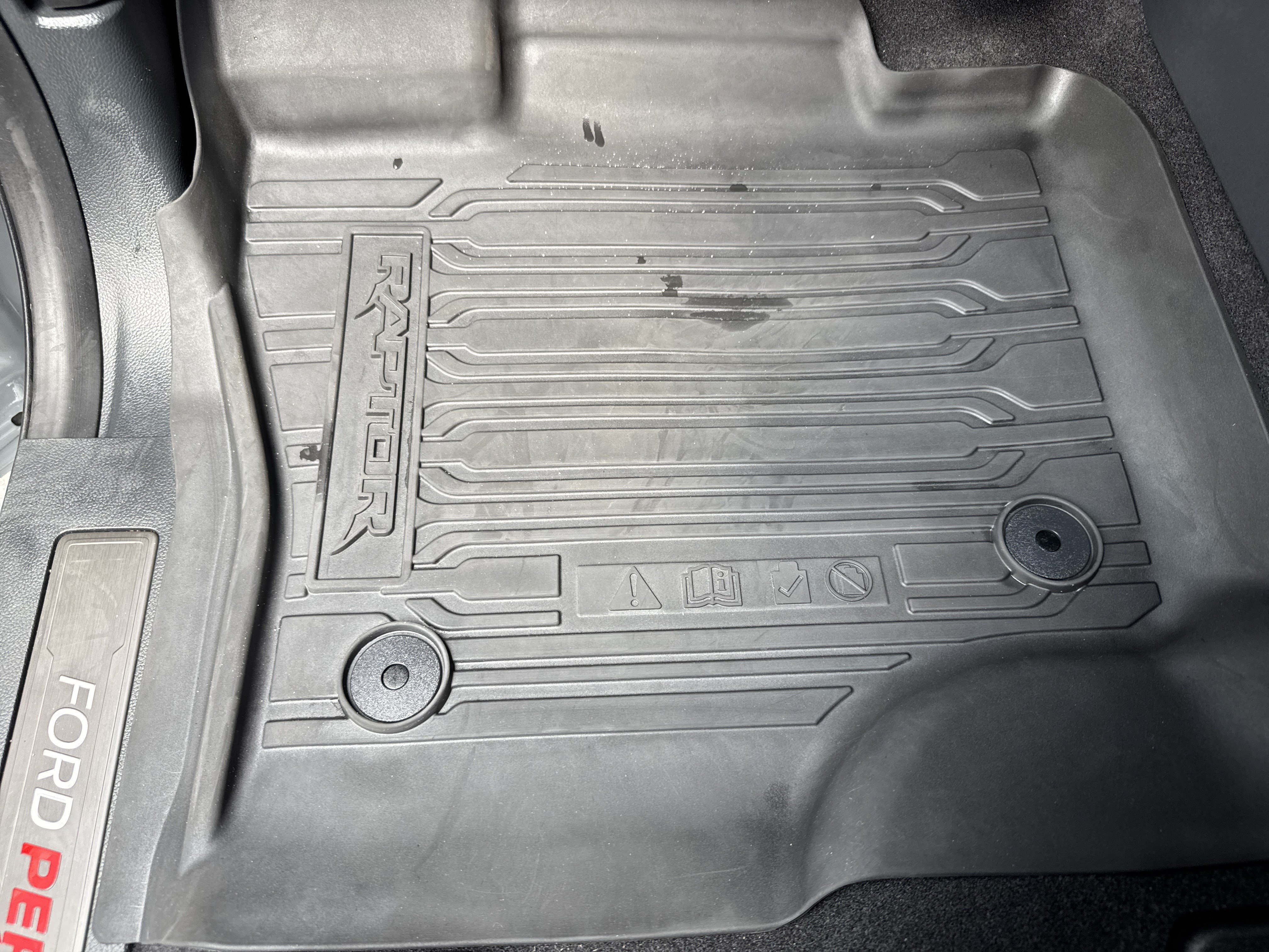 Used 2025 Ford F150 Raptor w/ Equipment Group 803A Raptor R AWD/4WD image 17