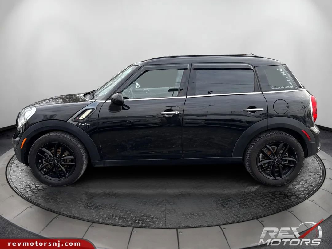 Used 2014 MINI Cooper Countryman S FWD image 2