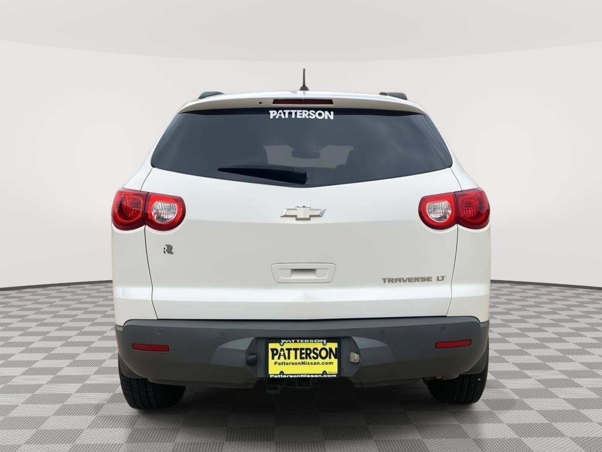 Used 2012 Chevrolet Traverse LT FWD image 6