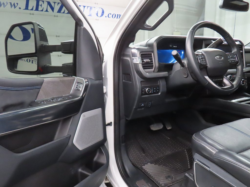 Used 2025 Ford F250 Platinum image 46