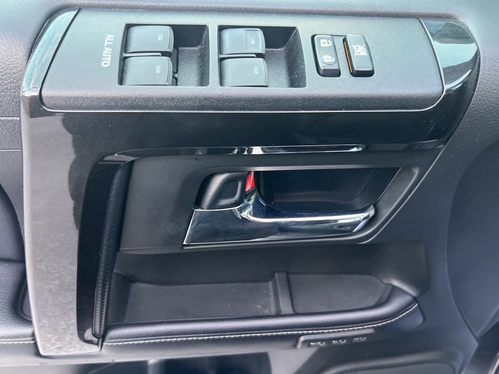 Used 2020 Toyota 4Runner Nightshade image 29