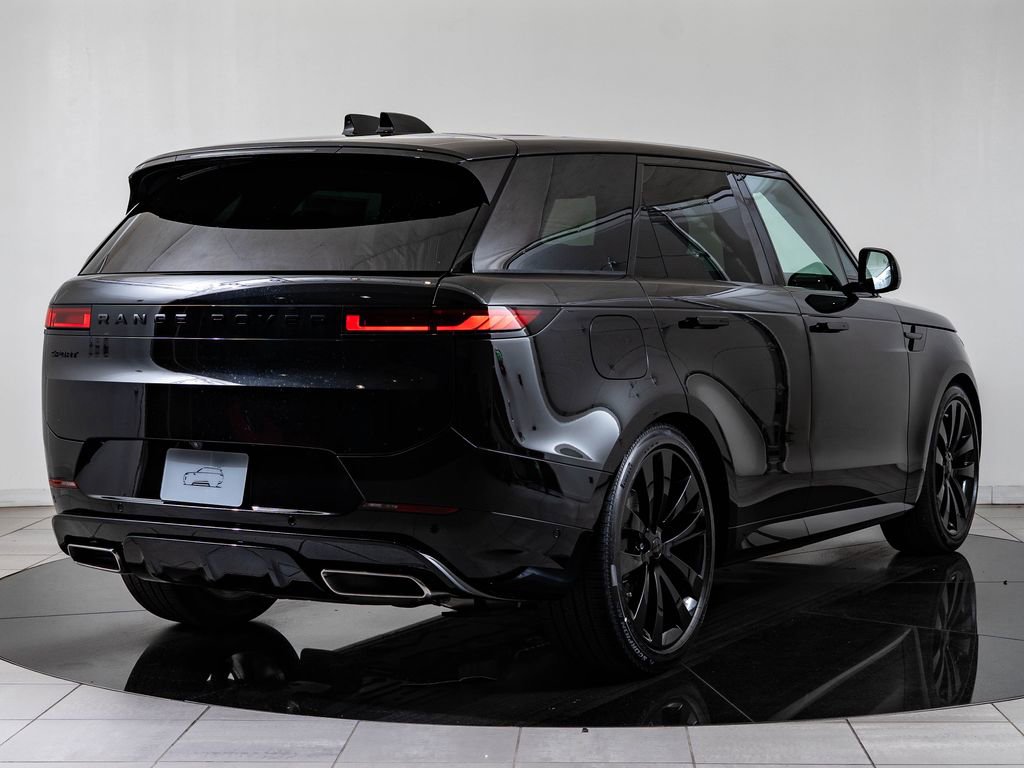 New 2026 Land Rover Range Rover Sport Dynamic SE AWD/4WD image 10