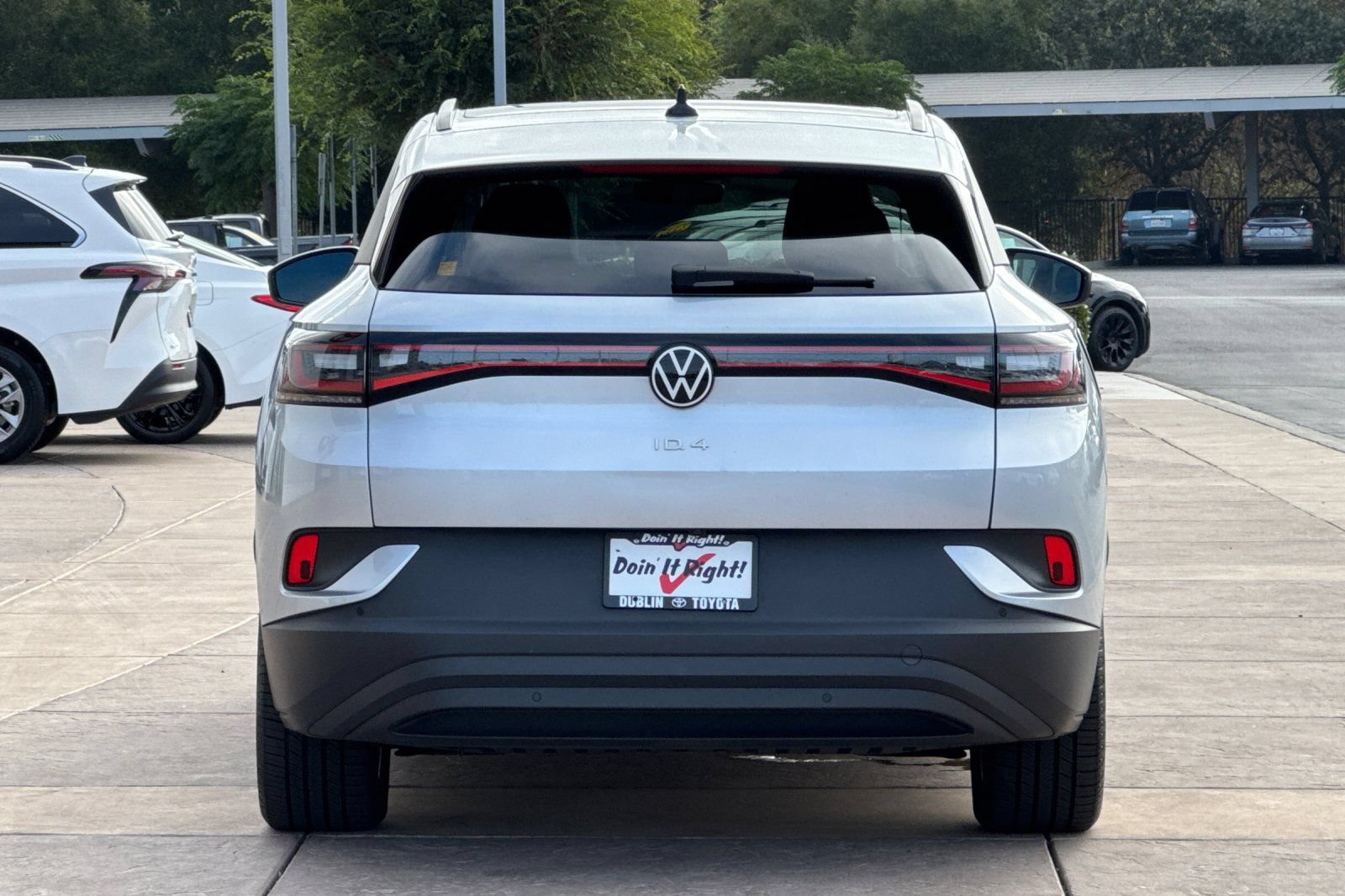 Used 2022 Volkswagen ID.4 Pro S RWD image 5