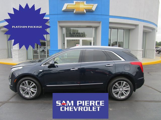 Used 2017 Cadillac XT5 Platinum w/ Driver Assist Package