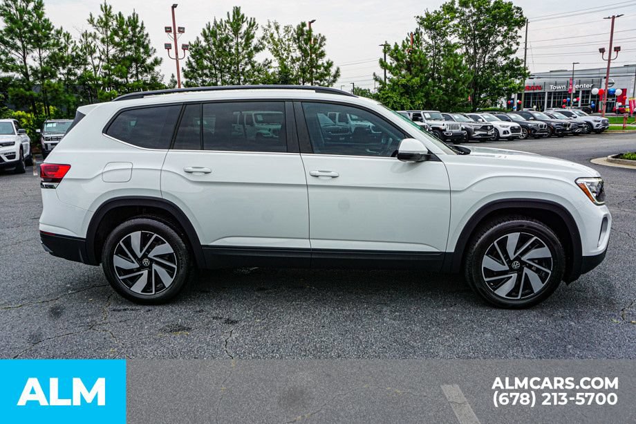 Used 2025 Volkswagen Atlas SE FWD image 8