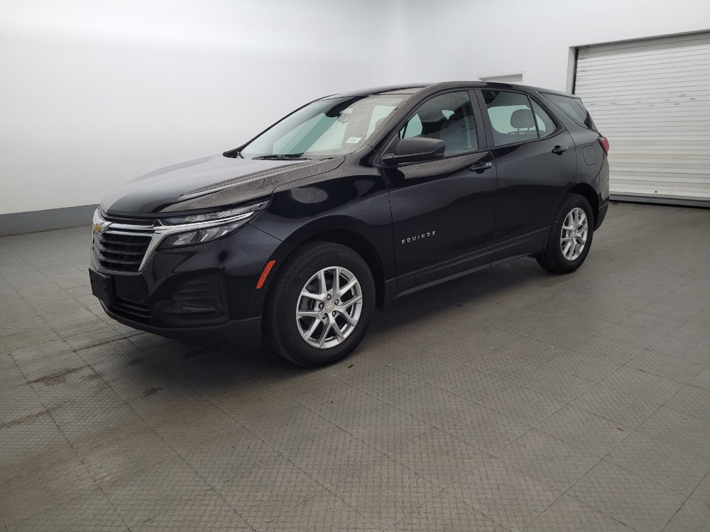 Used 2024 Chevrolet Equinox LS FWD image 2