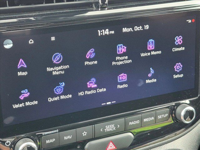 Used 2023 Kia Soul S FWD image 14
