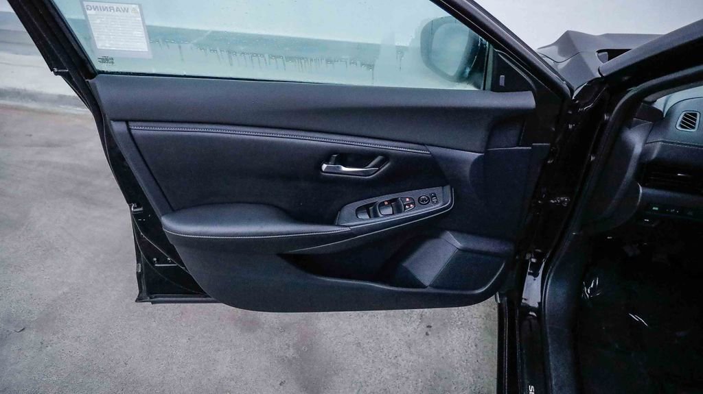 Used 2021 Nissan Sentra SV w/ Trunk Package image 21