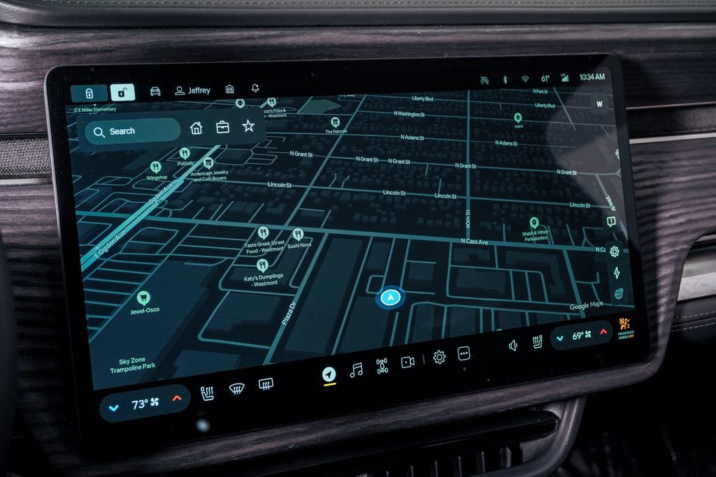 Used 2023 Rivian R1S Adventure image 24