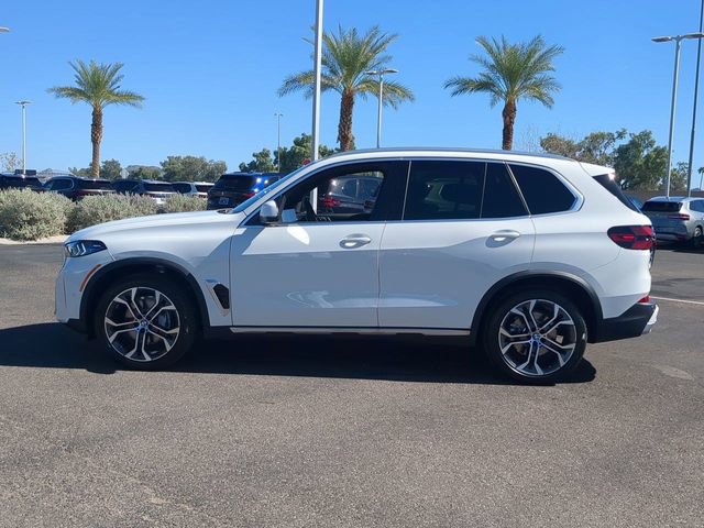 Used 2026 BMW X5 sDrive40i w/ Premium Package image 9