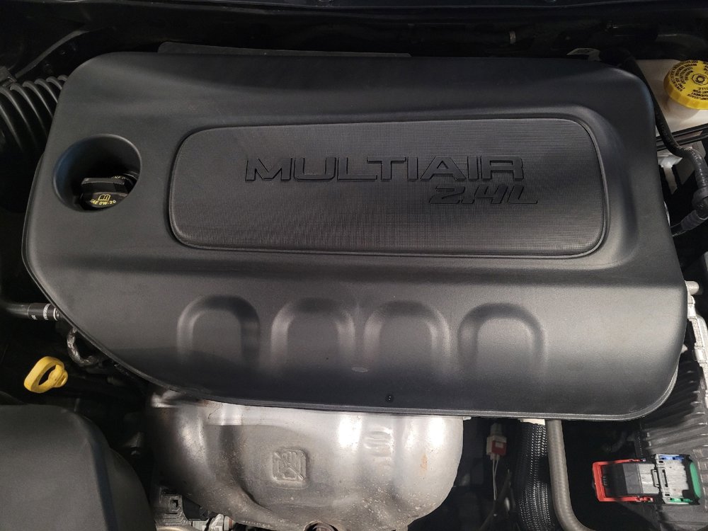 Used 2023 Jeep Cherokee Altitude Lux image 30