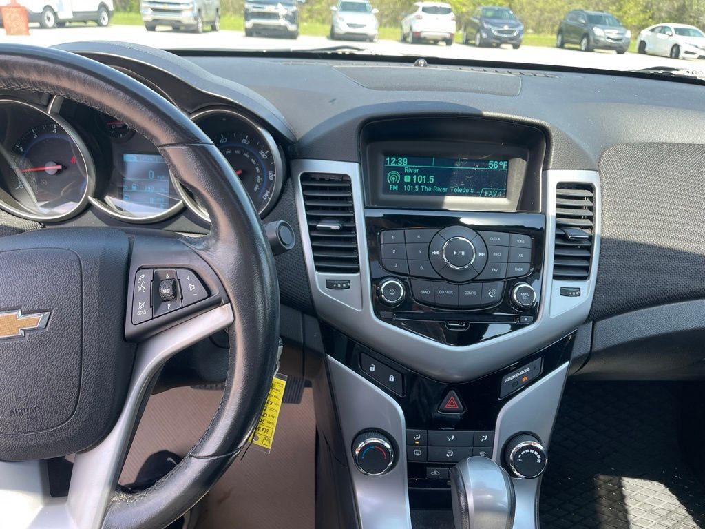 Used 2014 Chevrolet Cruze LT w/ All-Star Edition FWD image 11
