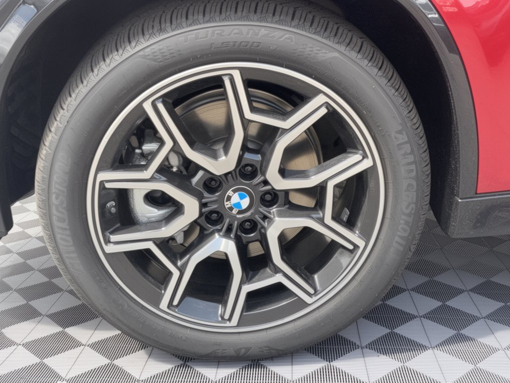 New 2027 BMW X1 xDrive28i AWD/4WD image 13