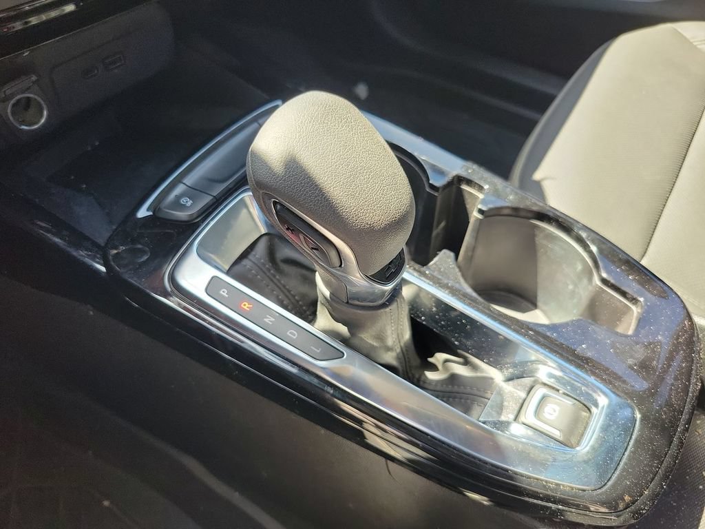 Used 2024 Chevrolet Trax ACTIV w/ Sunroof Package FWD image 15