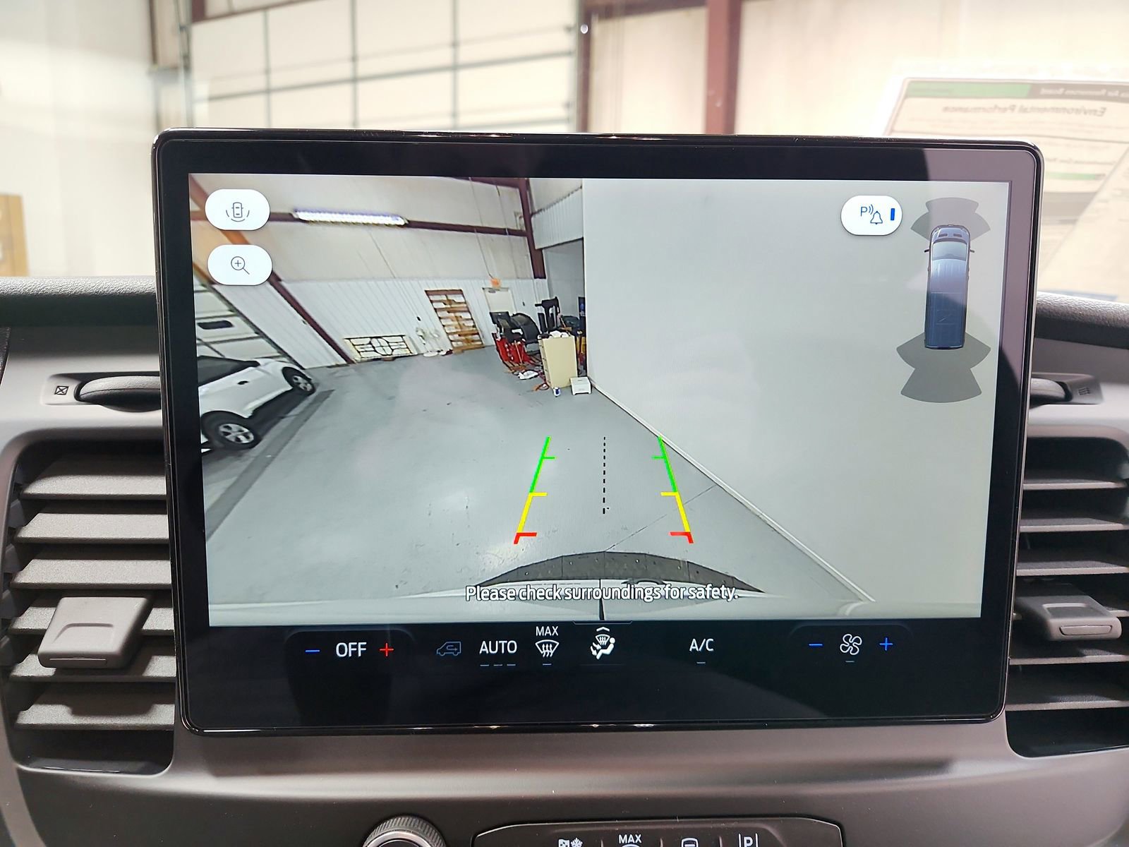 New 2026 Ford Transit 250 148 Medium Roof w/ Load Area Protection Package image 24