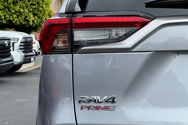 Certified 2024 Toyota RAV4 XSE w/ Weather Package AWD/4WD image 32