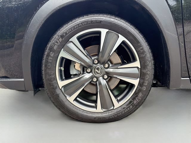 Used 2019 Lexus UX 200 w/ Premium Package FWD image 41