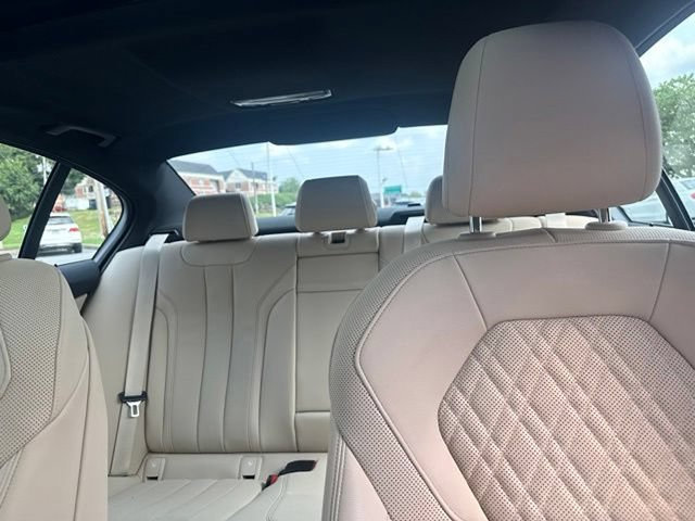 Used 2023 BMW 540i xDrive w/ M Sport Package AWD/4WD image 27