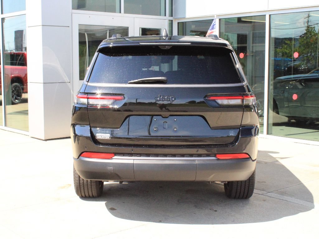 New 2026 Jeep Grand Cherokee L Limited AWD/4WD image 7