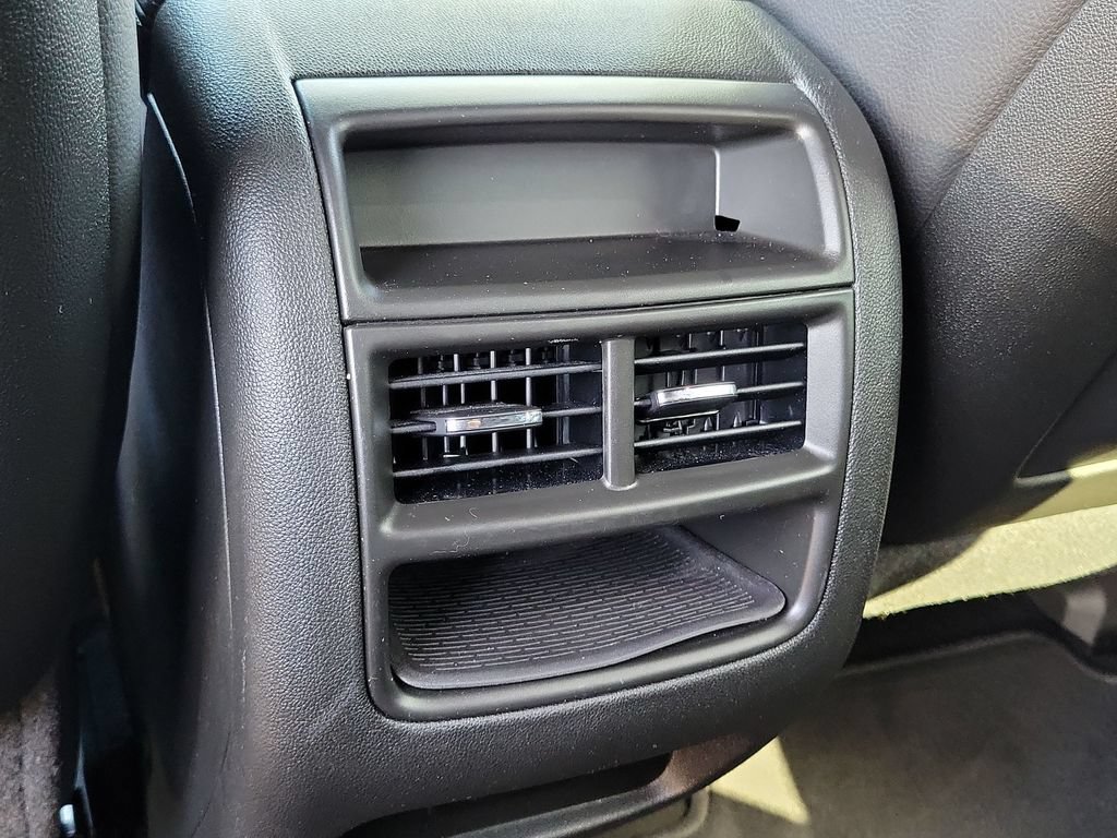 Certified 2024 Cadillac XT5 Luxury FWD image 19