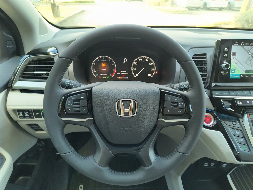 New 2026 Honda Odyssey Touring image 8