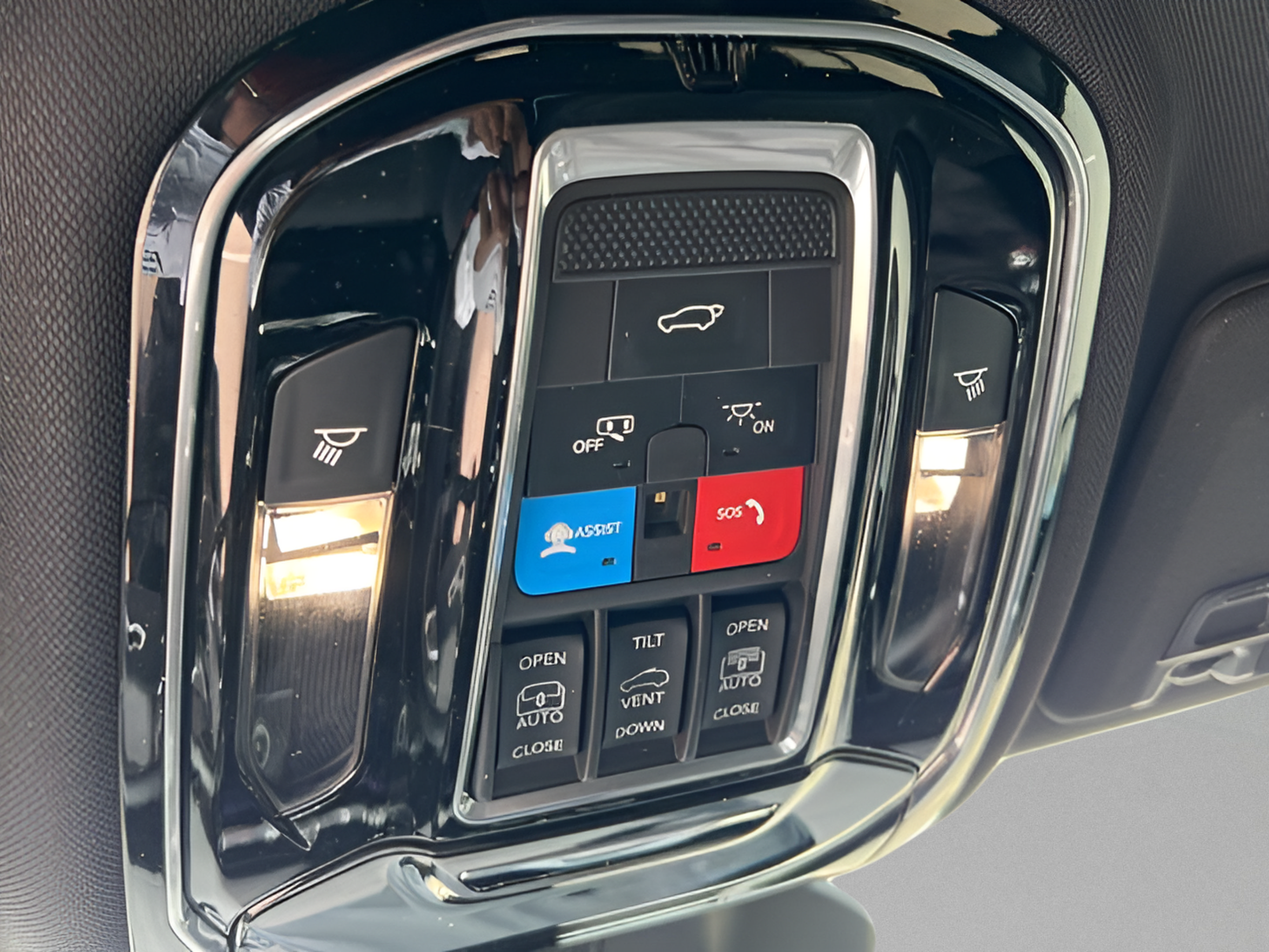 Used 2024 Jeep Grand Cherokee L Overland w/ Advanced Protech Group III AWD/4WD image 21