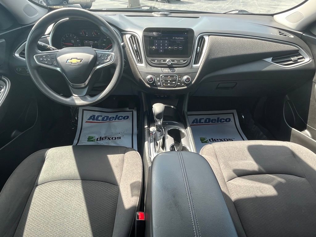 Used 2023 Chevrolet Malibu LT image 5