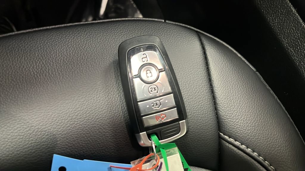 Used 2024 Ford Edge SEL w/ Convenience Package AWD/4WD image 21