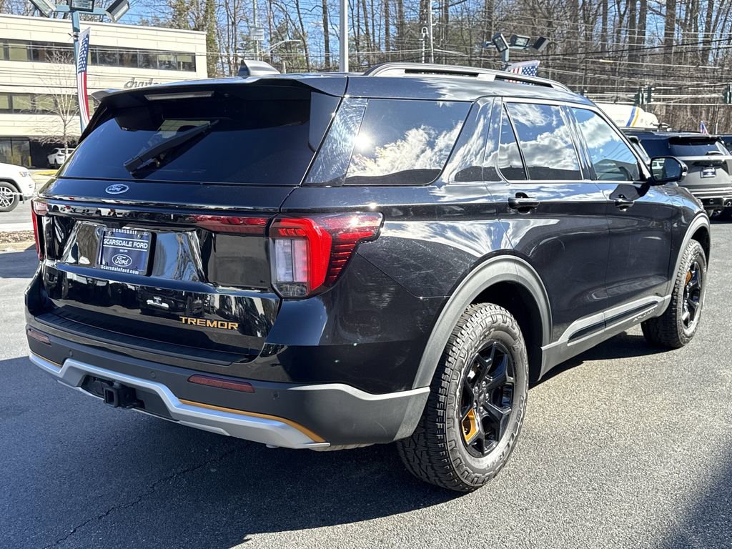 Used 2026 Ford Explorer Tremor w/ Tremor Convenience Package image 4