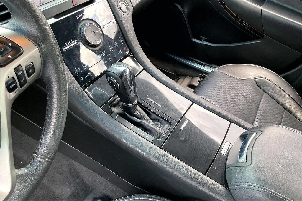 Used 2019 Ford Taurus Limited AWD/4WD image 16