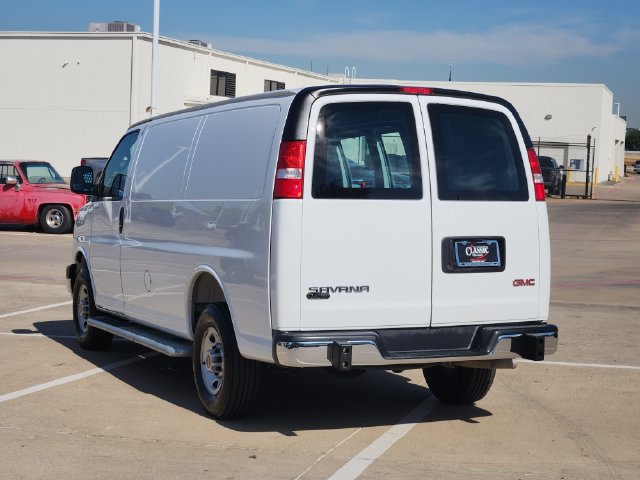 Used 2025 GMC Savana 2500 w/ Driver Convenience Package RWD image 3