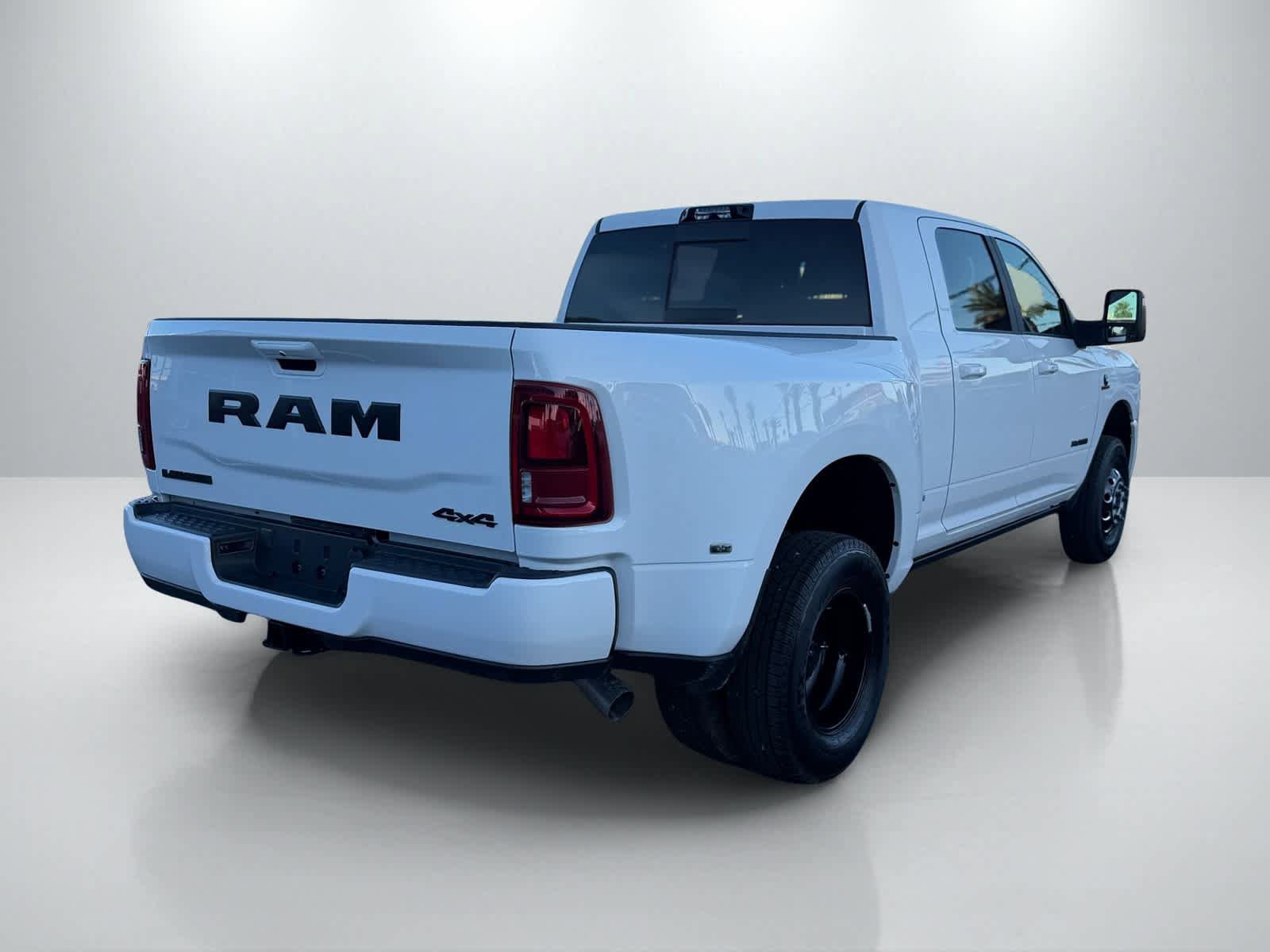 New 2026 RAM 3500 Laramie AWD/4WD image 7