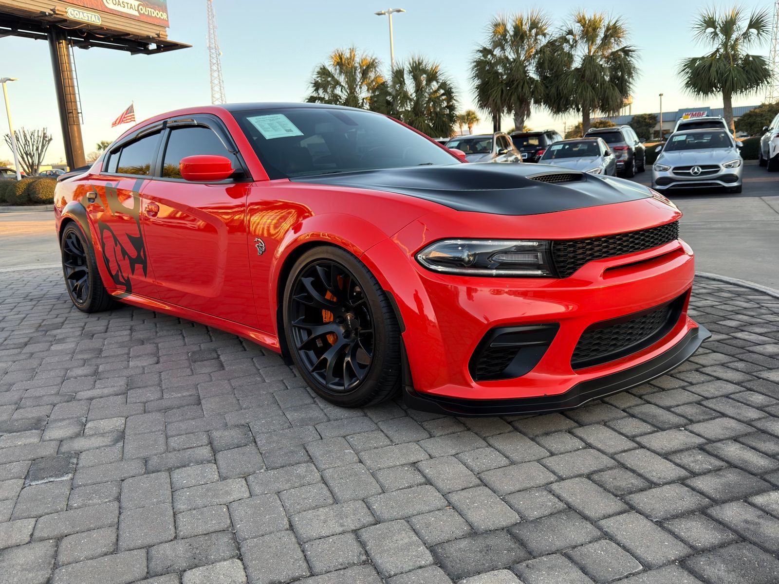 Used 2020 Dodge Charger SRT Hellcat w/ Harman/Kardon Audio Group image 7