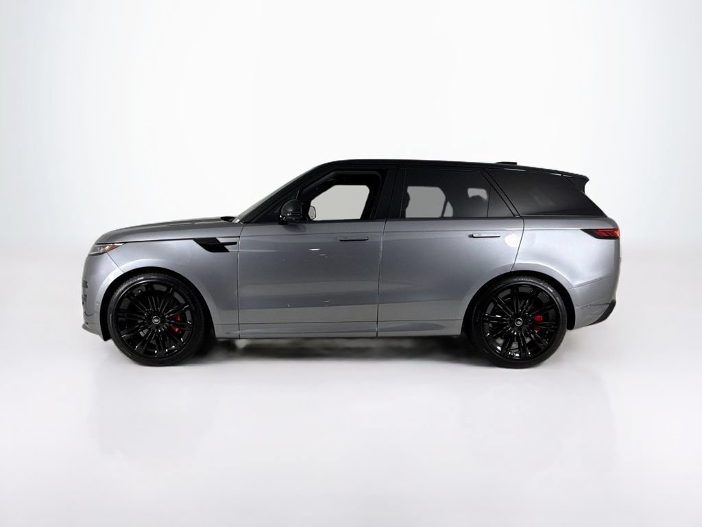 Used 2025 Land Rover Range Rover Sport Dynamic SE AWD/4WD image 2