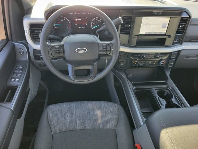 New 2026 Ford F250 XLT w/ FX4 Off-Road Package AWD/4WD image 11