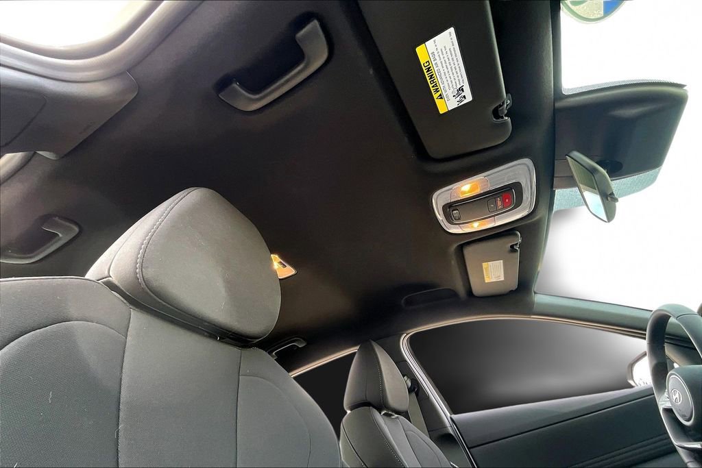 Certified 2025 Hyundai Elantra SEL image 22