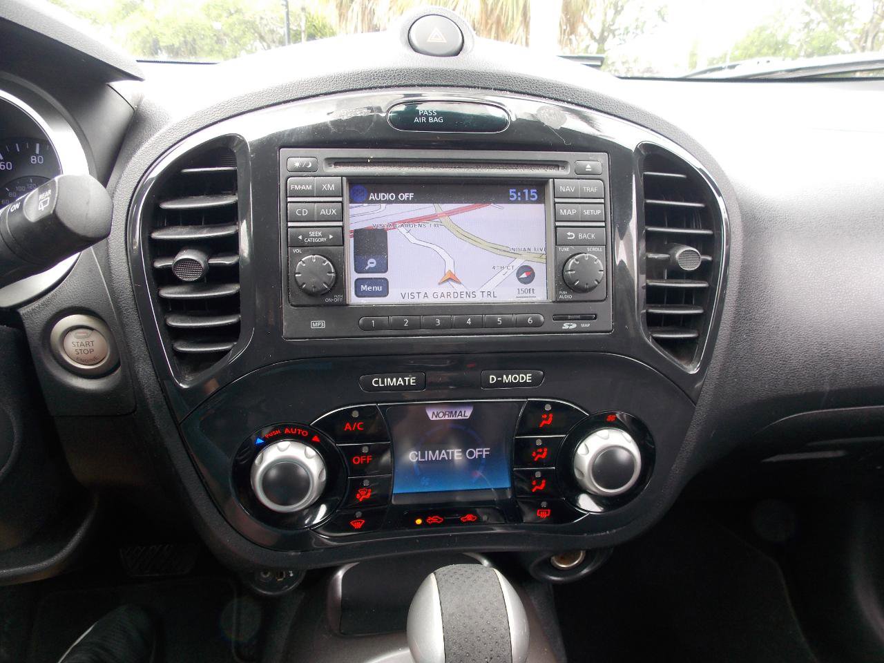 Used 2012 Nissan Juke SL w/ Sport Pkg image 9