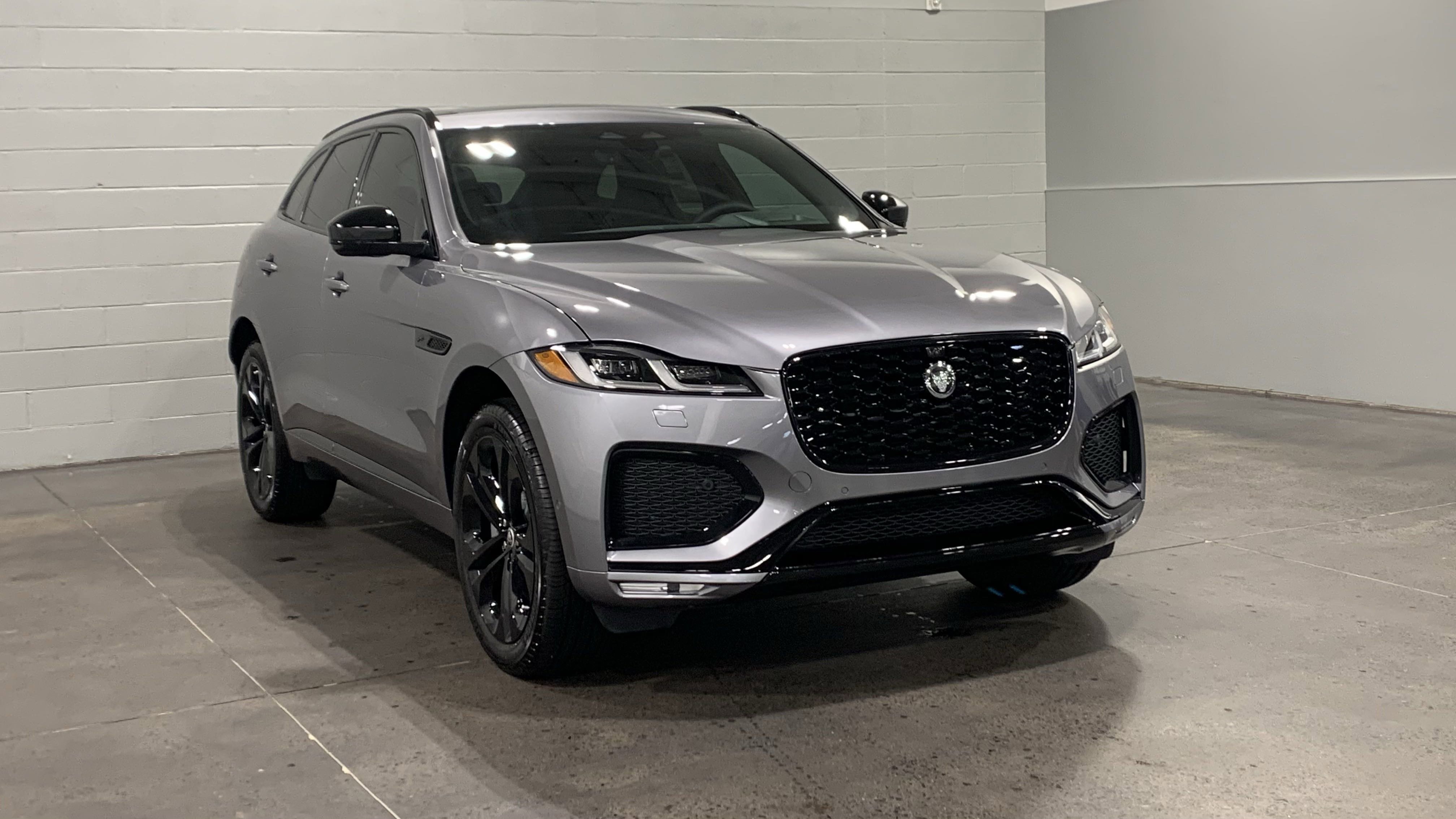 New 2026 Jaguar F-PACE R-Dynamic S image 11