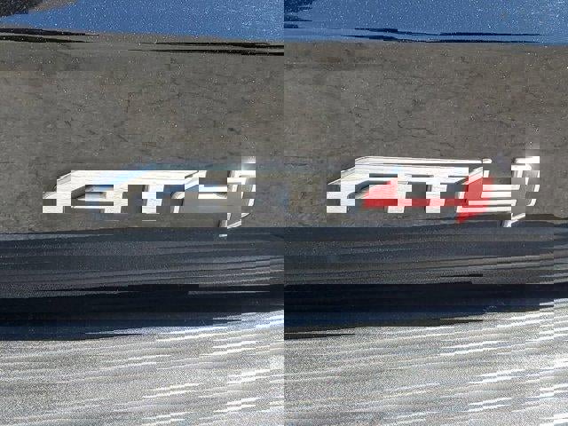 Used 2022 GMC Yukon AT4 image 5