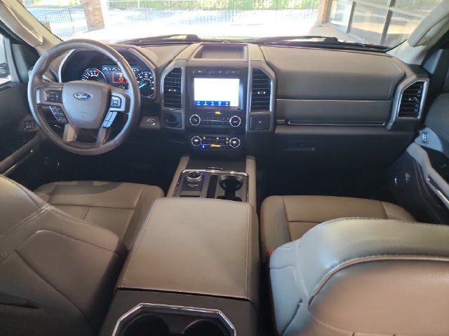 Used 2020 Ford Expedition Max XLT w/ Equipment Group 202A RWD image 14