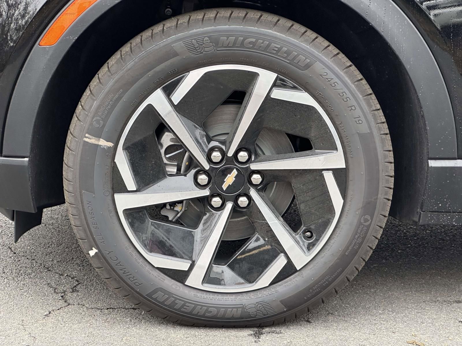 New 2026 Chevrolet Equinox EV LT image 7