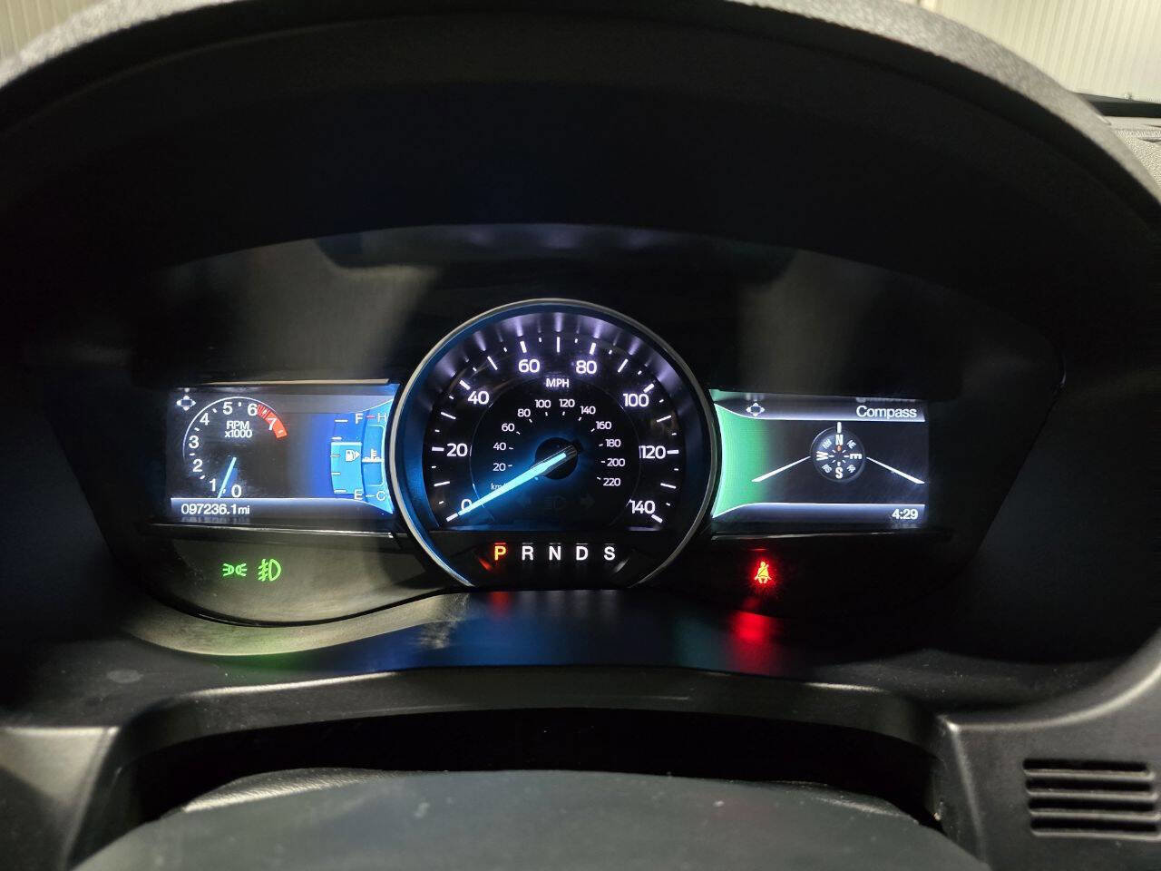 Used 2018 Ford Explorer XLT w/ Equipment Group 202A image 36