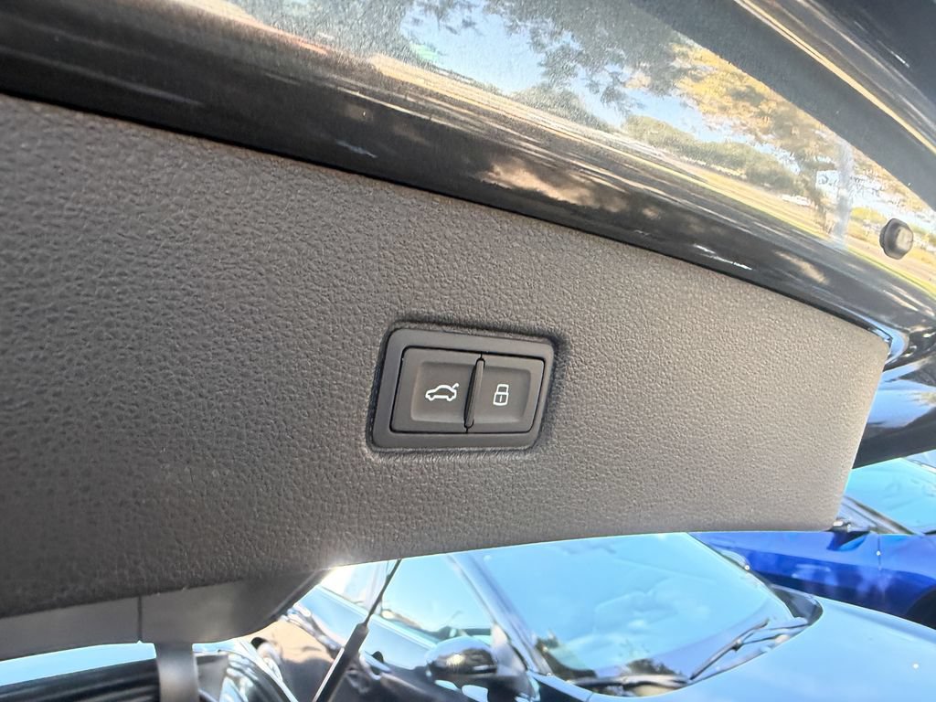 Used 2026 Audi Q7 3.0T Prestige AWD/4WD image 30