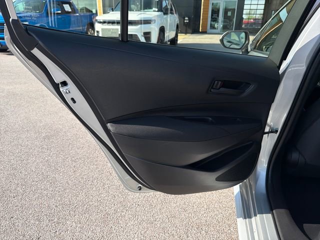 Used 2025 Toyota Corolla LE FWD image 23