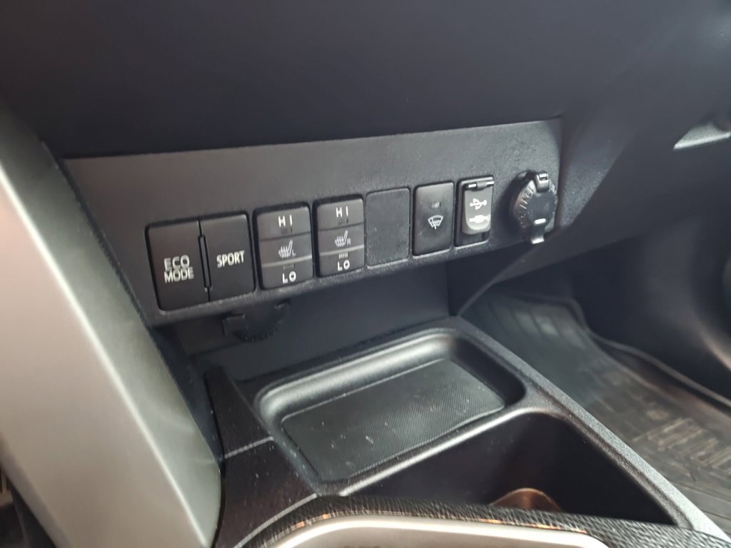 Used 2018 Toyota RAV4 Adventure w/ Cold Weather Package AWD/4WD image 10